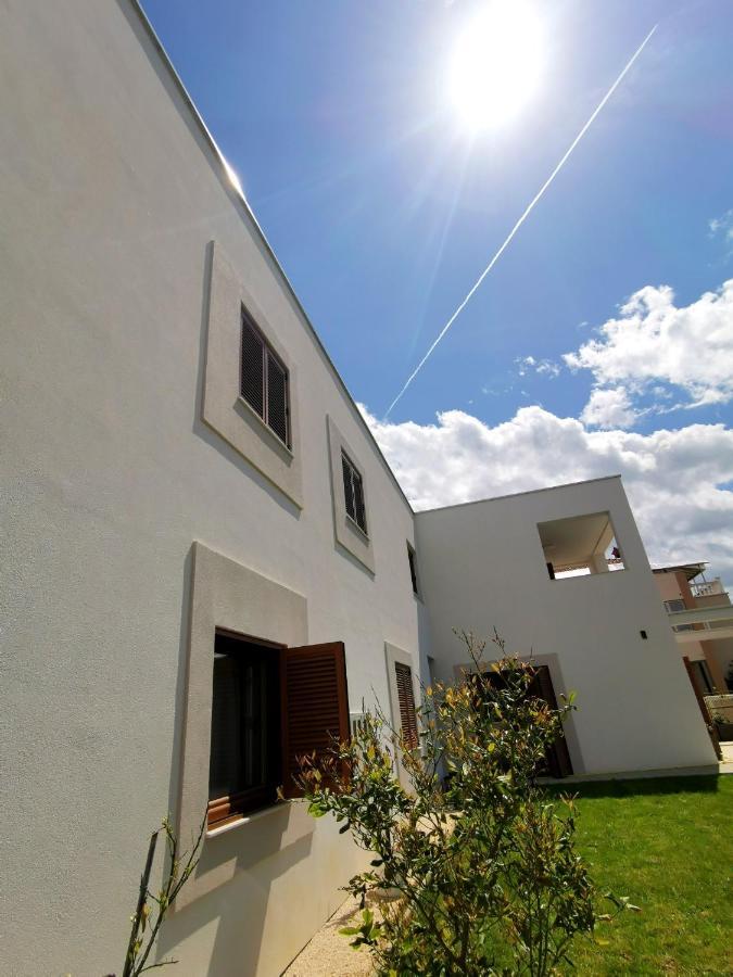 Apartments Leticia Врси Екстериор снимка