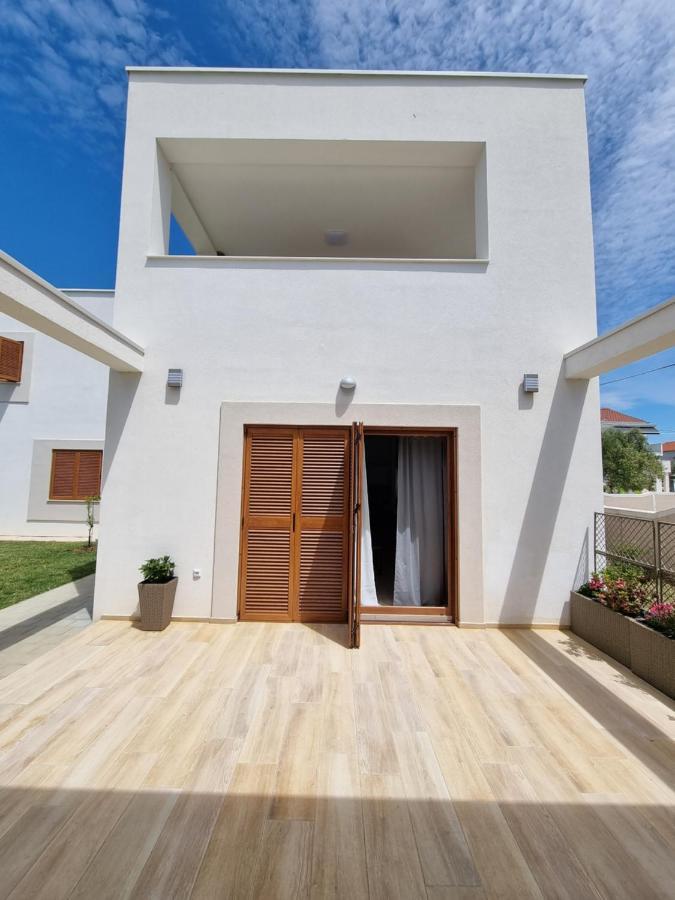 Apartments Leticia Врси Екстериор снимка
