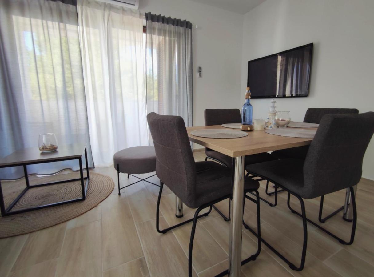 Apartments Leticia Врси Екстериор снимка