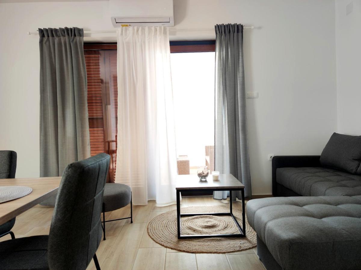 Apartments Leticia Врси Екстериор снимка